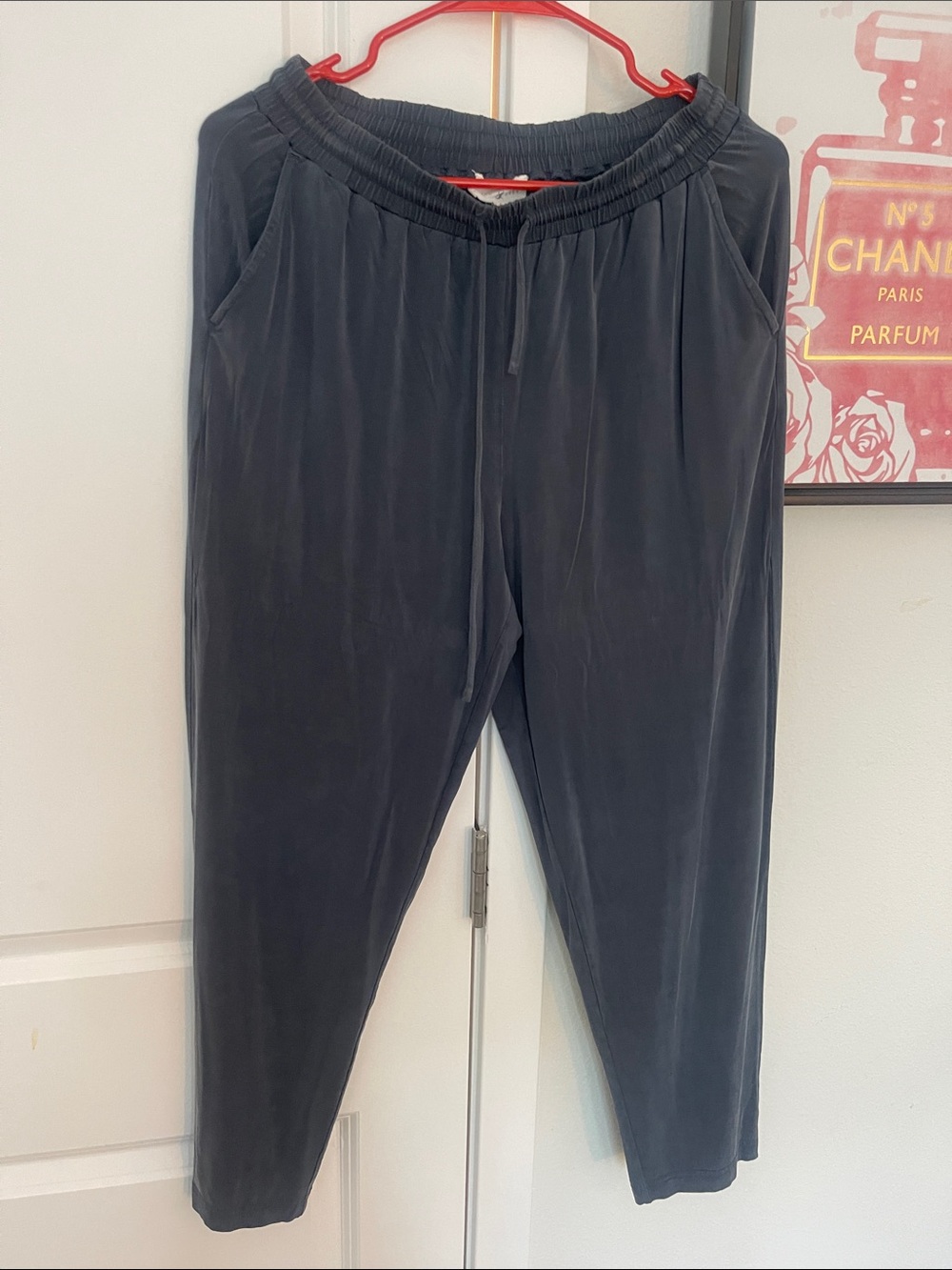 Lou & Grey Charcoal Women's pants